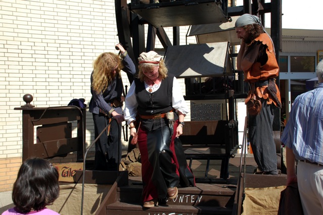 Loading Image